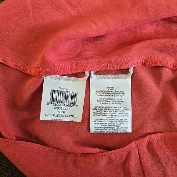 BSBGMaxAzria Shannah Short Batwing Sleeve Top Blouse XS Coral - Picture 5 of 6